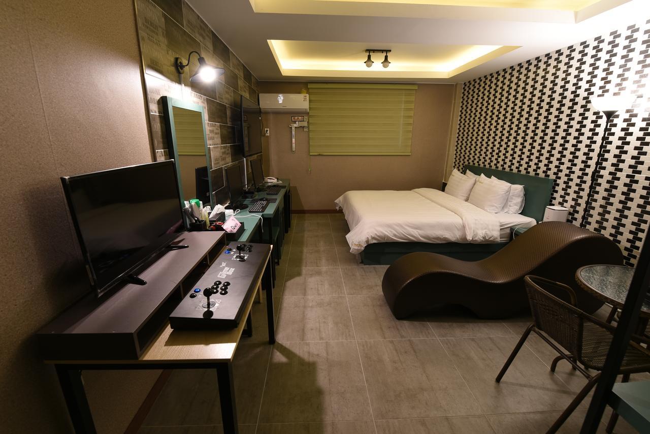 Jecheon Q Motel ภายนอก รูปภาพ