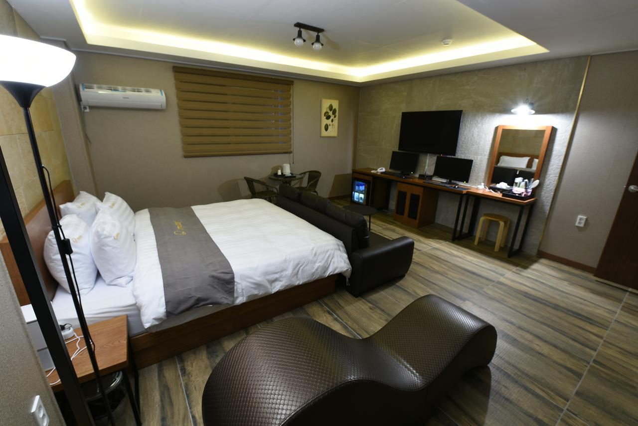 Jecheon Q Motel ภายนอก รูปภาพ