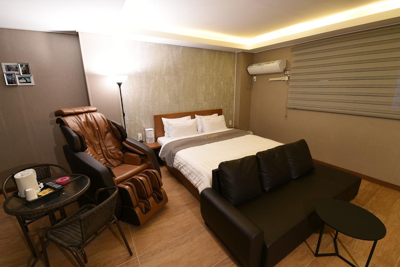 Jecheon Q Motel ภายนอก รูปภาพ